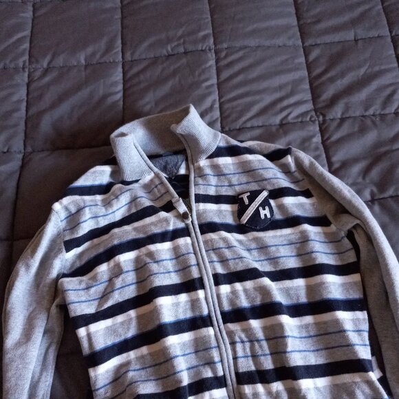 tommy hilfiger sweater boys size 12 - Picture 2 of 5